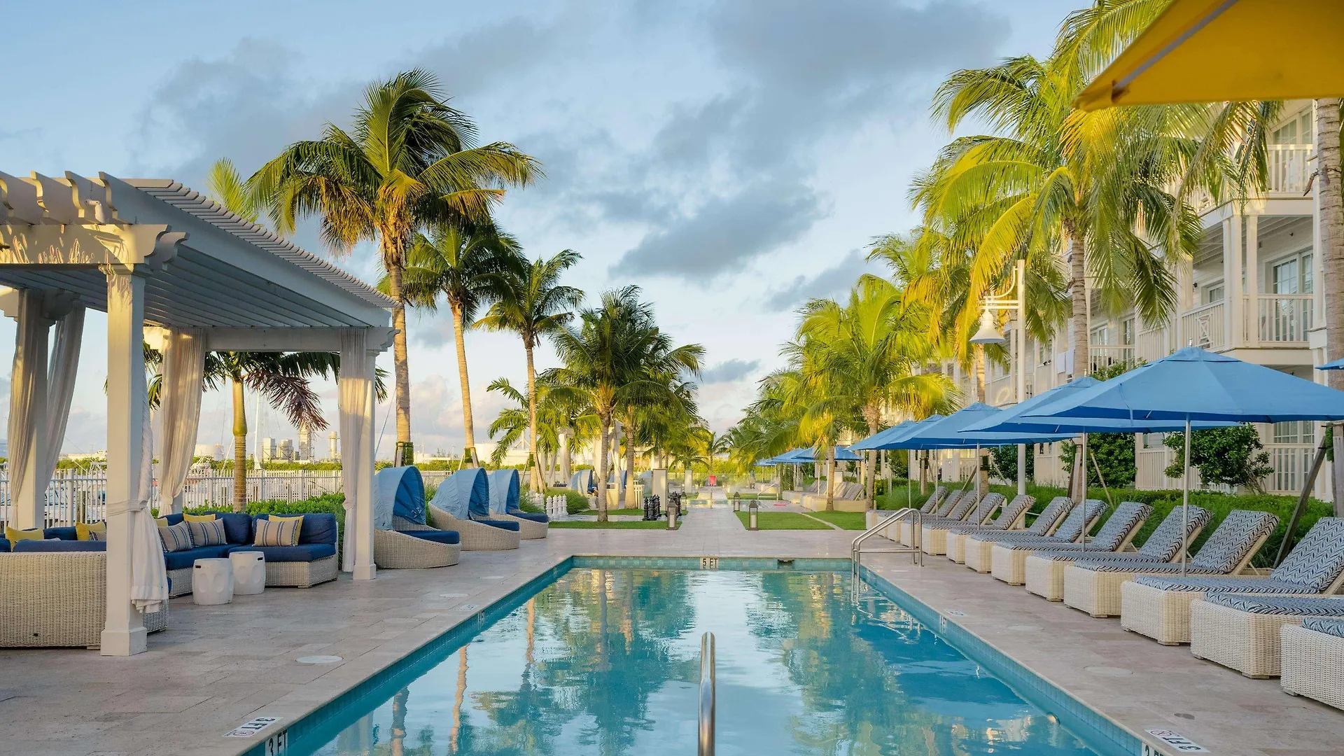 Oceans Edge Key West Hotel Stock Island Resort